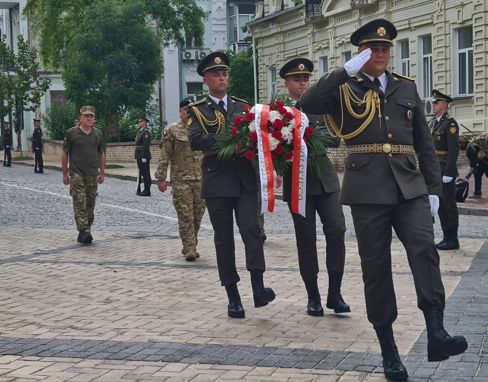 До Києва прибув із візитом начальник Генштабу Збройних сил Польщі: подробиці. Фото