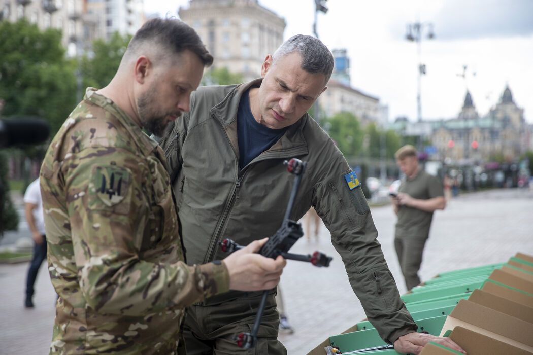 Київ відправив військовим на передову ще тисячу fpv-дронів