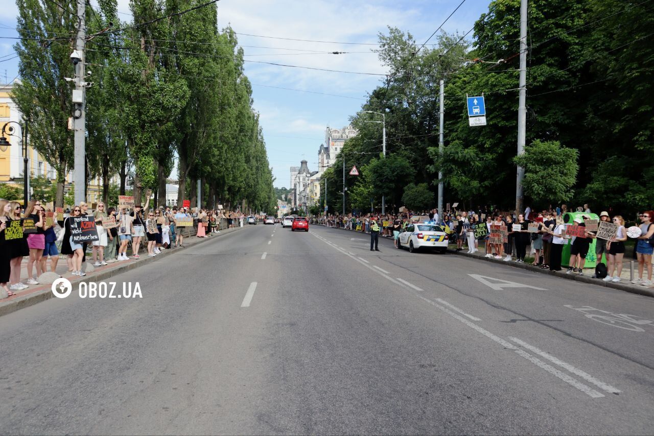 "Они задонатили свою жизнь": в Киеве прошла акция Free Azov. Фото