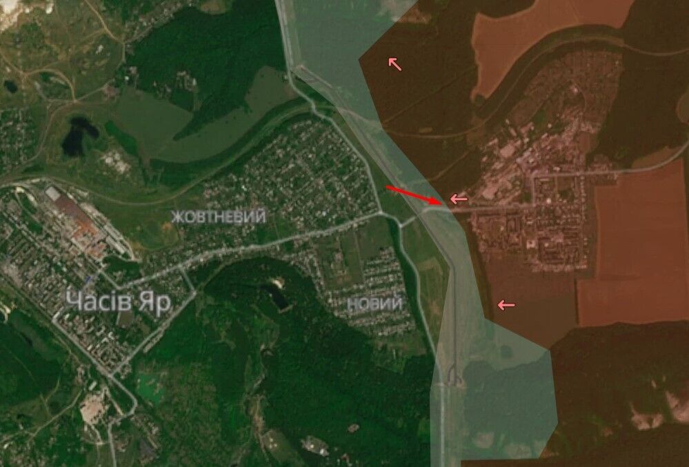 Суцільні руїни: захоплений росіянами район Часового Яру показали на фото з висоти