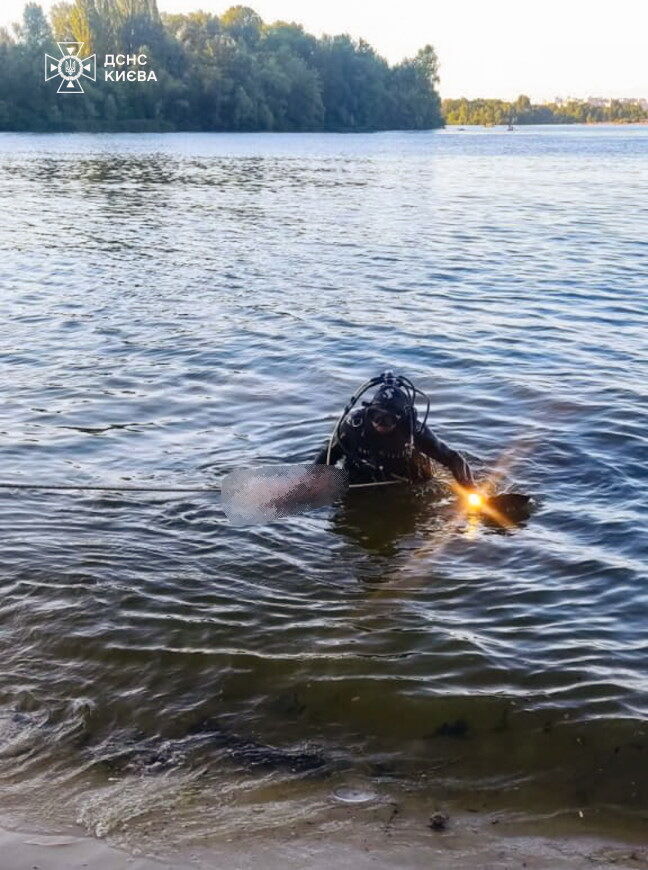 У Києві на річці Десенка потонув чоловік: подробиці трагедії