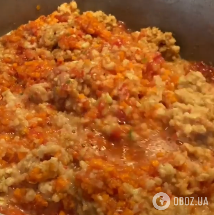 Самая вкусная аджика из помидоров и перца на зиму: что добавить для лучшего вкуса