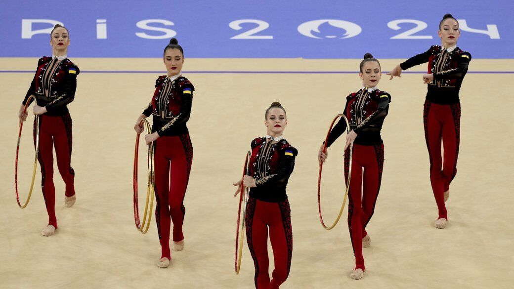 Батько української спортсменки приїхав із фронту, щоб підтримати доньку на Олімпіаді-2024. Фото