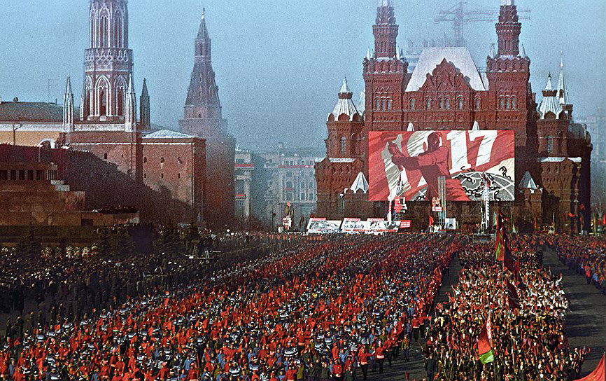 Назад в СРСР: чому росіяни продовжують марити життям у країні "совєтів"