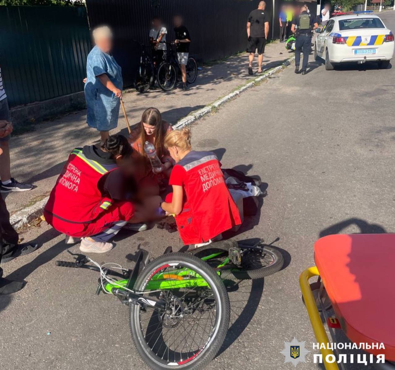 В Киевской области мотоциклист сбил 10-летнего велосипедиста. Подробности и фото