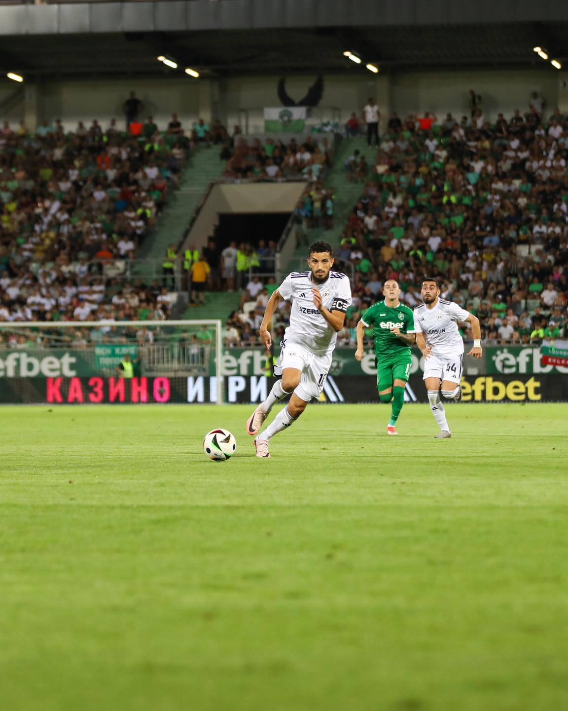 4-0 в овертайме: в матче Лиги чемпионов произошло настоящее безумие. Видео