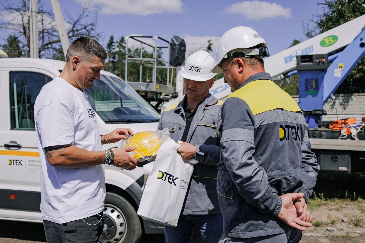 "Енергетики роблять неймовірні речі": Усик подякував ДТЕК за важку роботу з відновлення енергооб’єктів