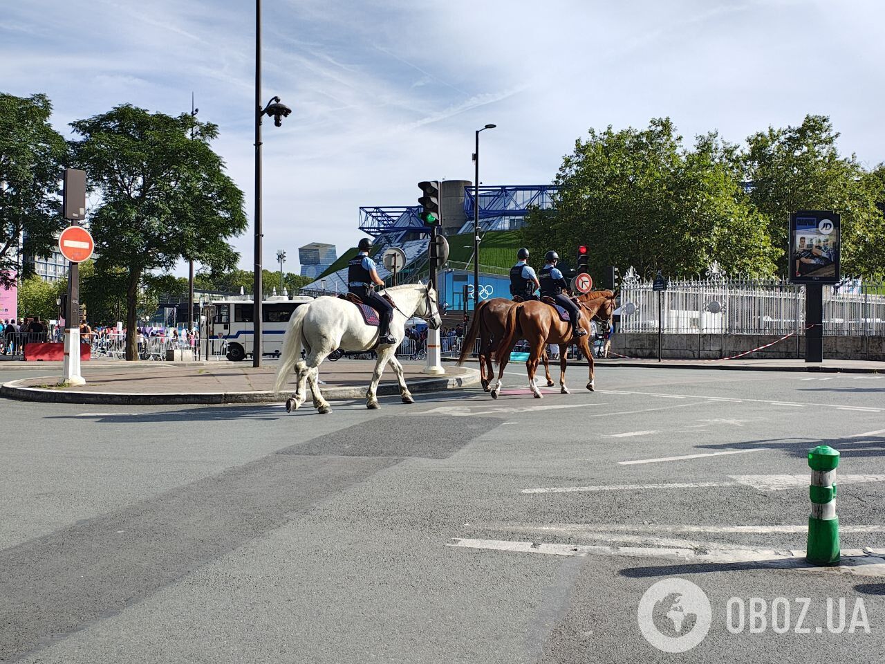 "Слава Україні, я з Чечні": на Олімпіаді-2024 російські журналісти рвались за коментарем до українців, а влада Парижа вивезла всіх безхатченків