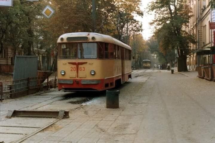 Завдяки трамваям можемо побачити місто: Київ 1985 року на фотографіях іноземця