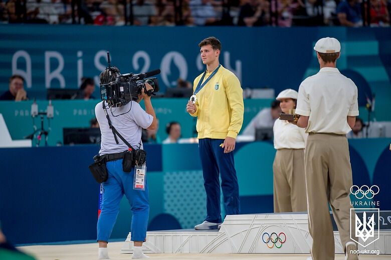 "Понад 7 годин під наркозом": чому український призер Олімпіади-2024 "випльовував легені" і як заробляв собі на операцію