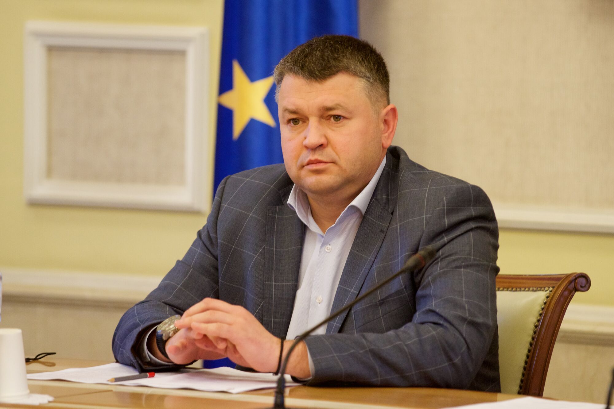 Юрий Власенко