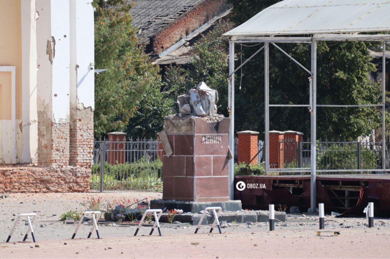 Пам'ятник Леніну в Суджі знесли самі росіяни: свідчення очевидця. Фото