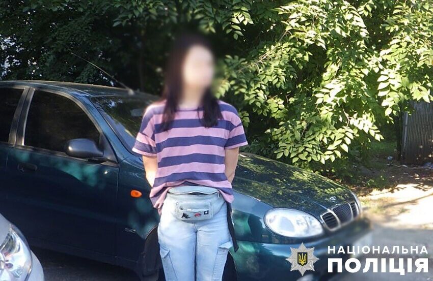 Вилучили "товару" на понад 1 млн грн: у Києві затримали підозрювану у збуті психотропів. Фото