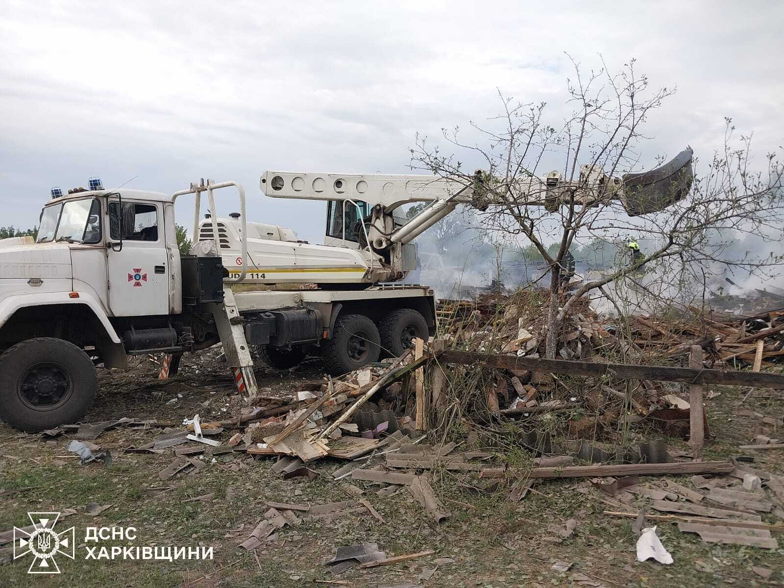 Окупанти вдарили по Харківщині, зруйновано будинки: є загиблі й постраждала. Фото