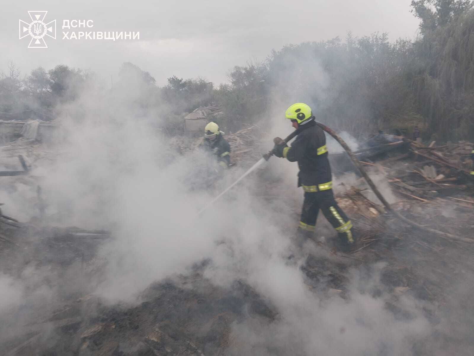 Окупанти вдарили по Харківщині, зруйновано будинки: є загиблі й постраждала. Фото