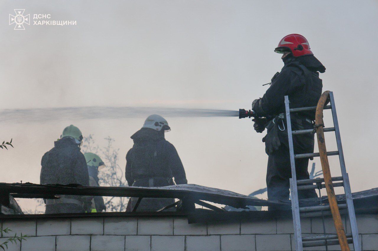 ГСЧС показала кадры последствий ночных ударов по Харькову и Чугуеву. Фото и видео