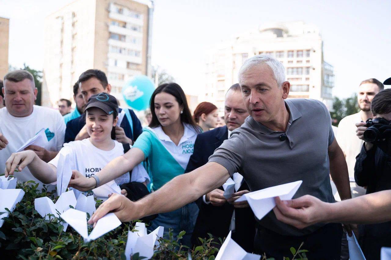 В России так испугались за Дурова, что люди вышли на митинги, а посол РФ требует встречи. Фото