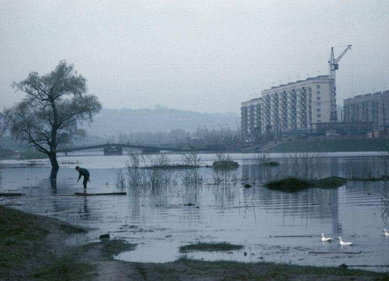 В сети показали, как выглядела "Киевская Венеция" в 1960-х, пока ее не "одели" в бетон. Фото