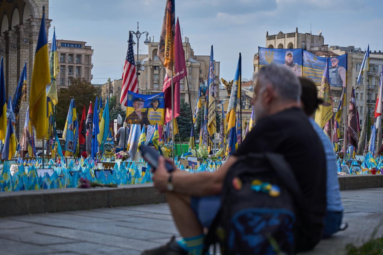 "Ми не пробачимо Росії жодного знищеного життя": Зеленський у роковини трагедії під Іловайськом нагадав про підлість ворога