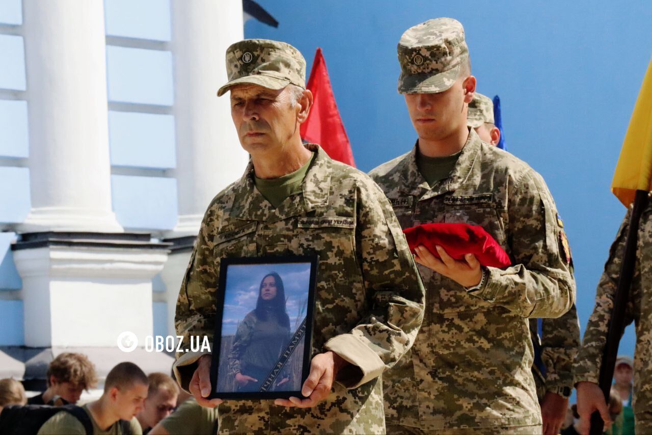 В Киеве простились с военной, активисткой "Правого сектора" Наталией "Иранкой" Кузнецовой. Фото и видео