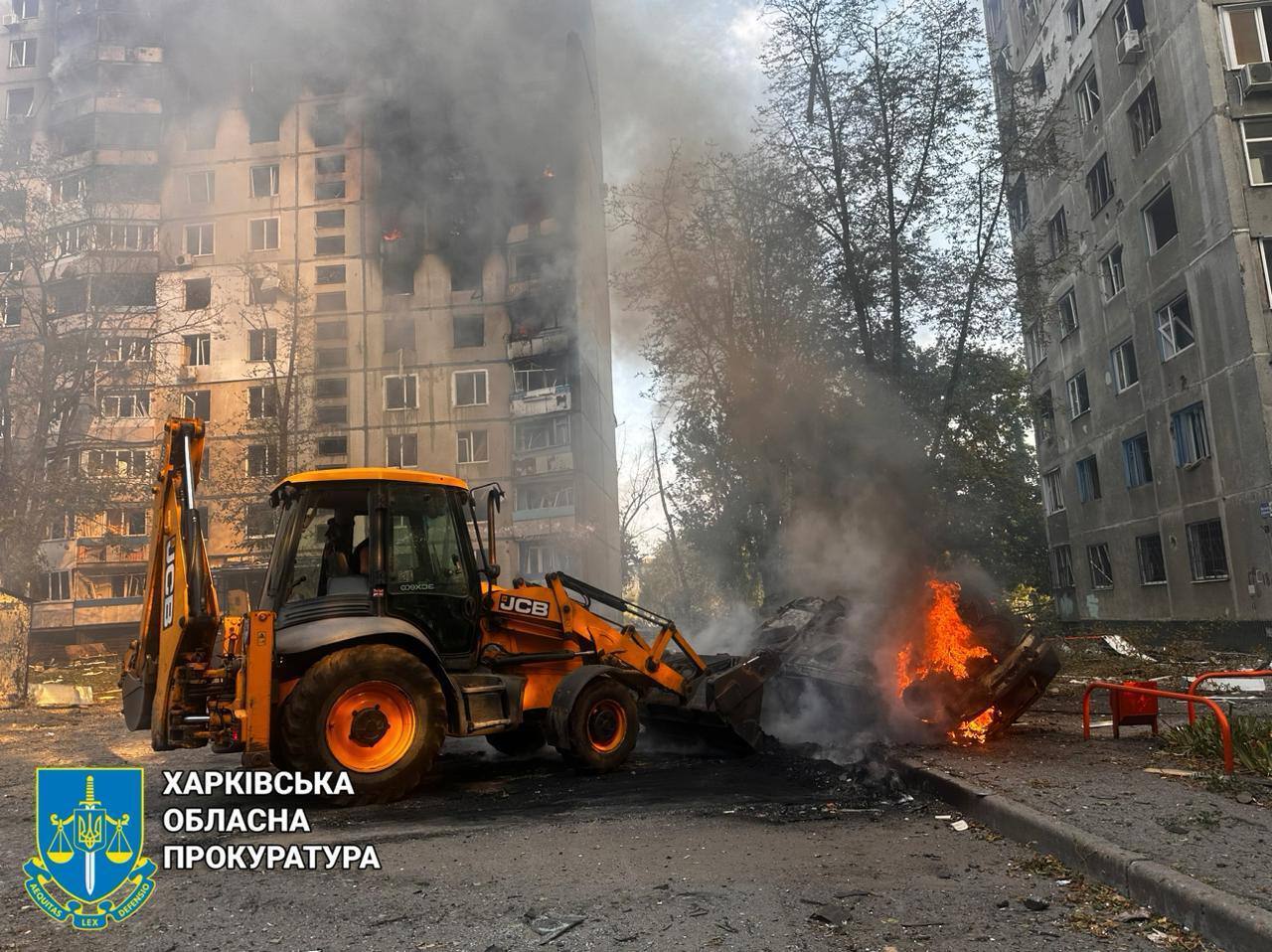 Окупанти вдарили КАБами по Харкову, є жертви і десятки поранених: дитина загинула просто на майданчику. Фото і відео