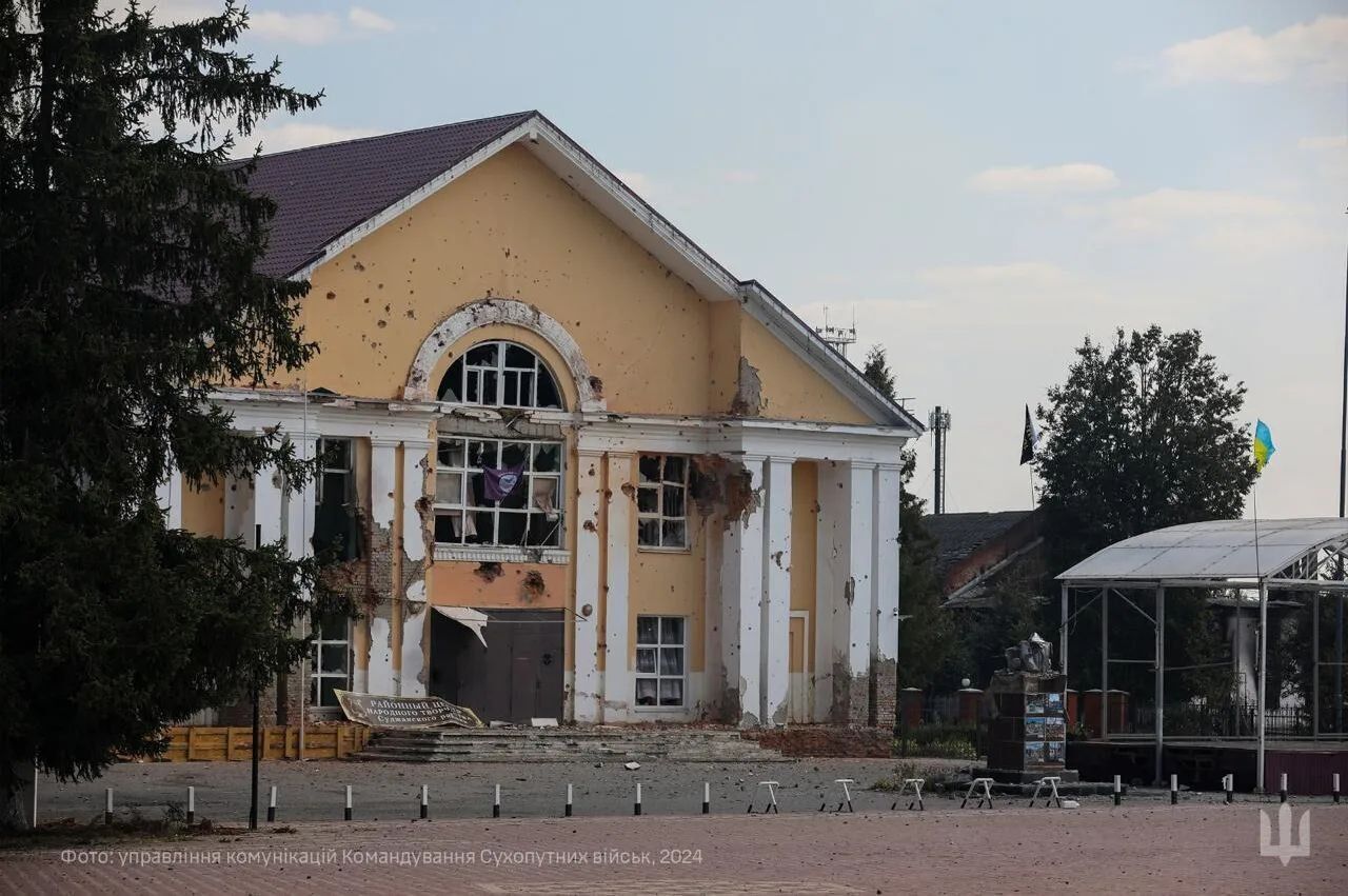 "Суджу стирають з лиця землі": у Сухопутних військах ЗСУ показали, що сили РФ роблять у місті. Фото