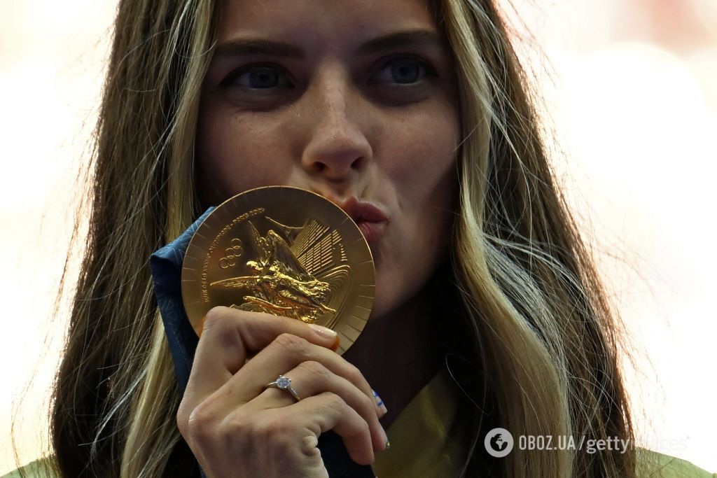 Гімн України на Олімпіаді-2024: відео церемонії нагородження Магучіх та Геращенко