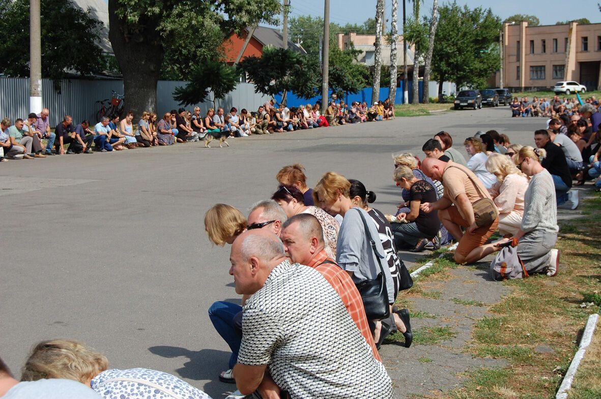 "Мечтал о мире в Украине": на Полтавщине попрощались с воином, погибшим в боях на Донетчине. Фото