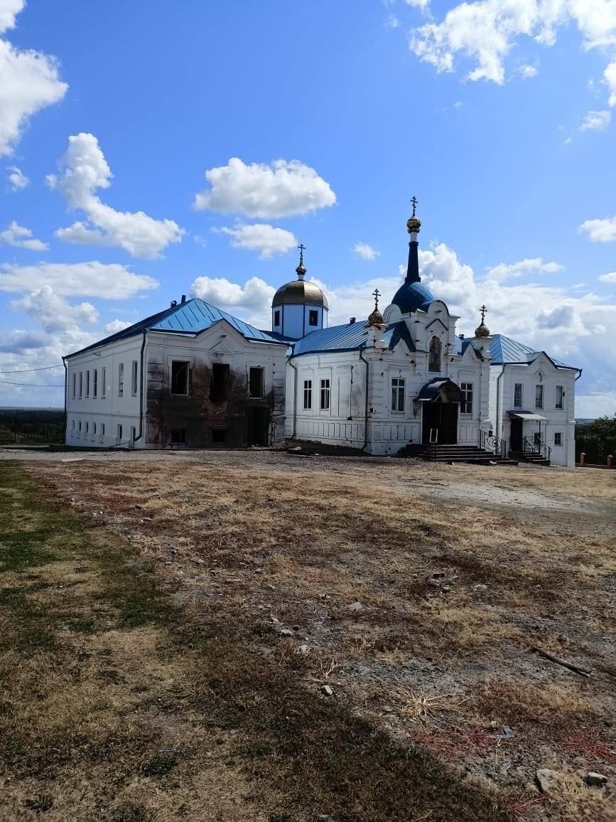 Местные выбирались огородами под обстрелами и обвиняют власть во лжи: почему Москва заметила наступление в Курской области только на второй день