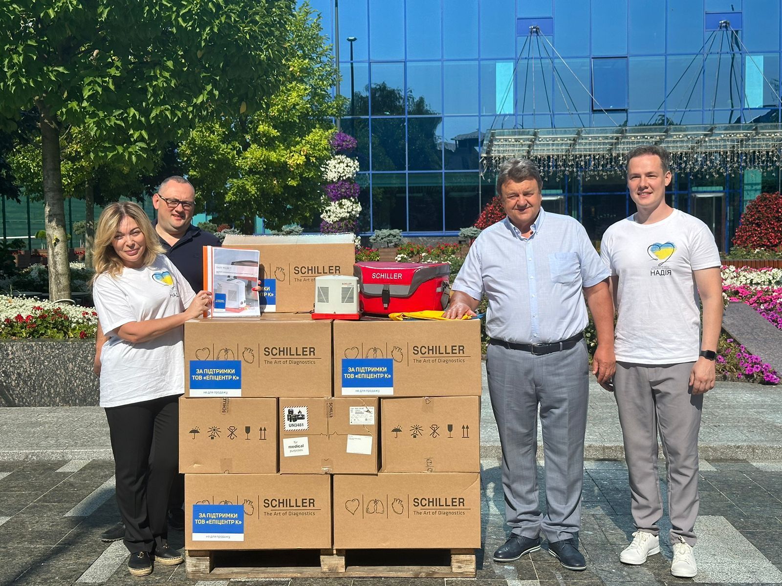 "Эпицентр" передал военным медикам аппараты для сердечно-легочной реанимации