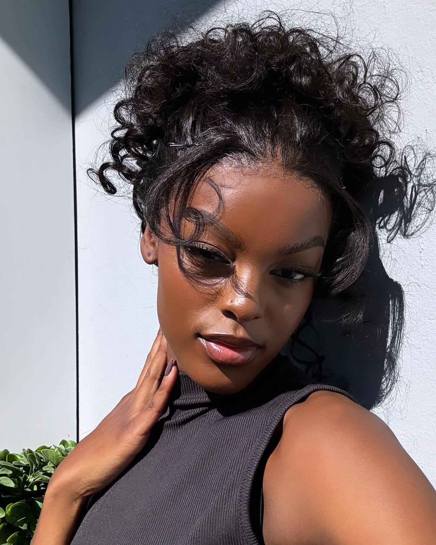 Конкурс "Міс Південна Африка" обернувся гучним скандалом через національність батьків фіналістки. Фото
