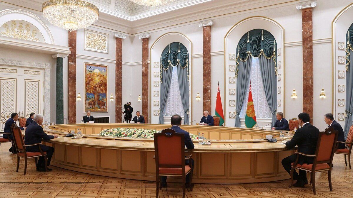 Учасники Ради Міністрів внутрішніх справ країн СНД.