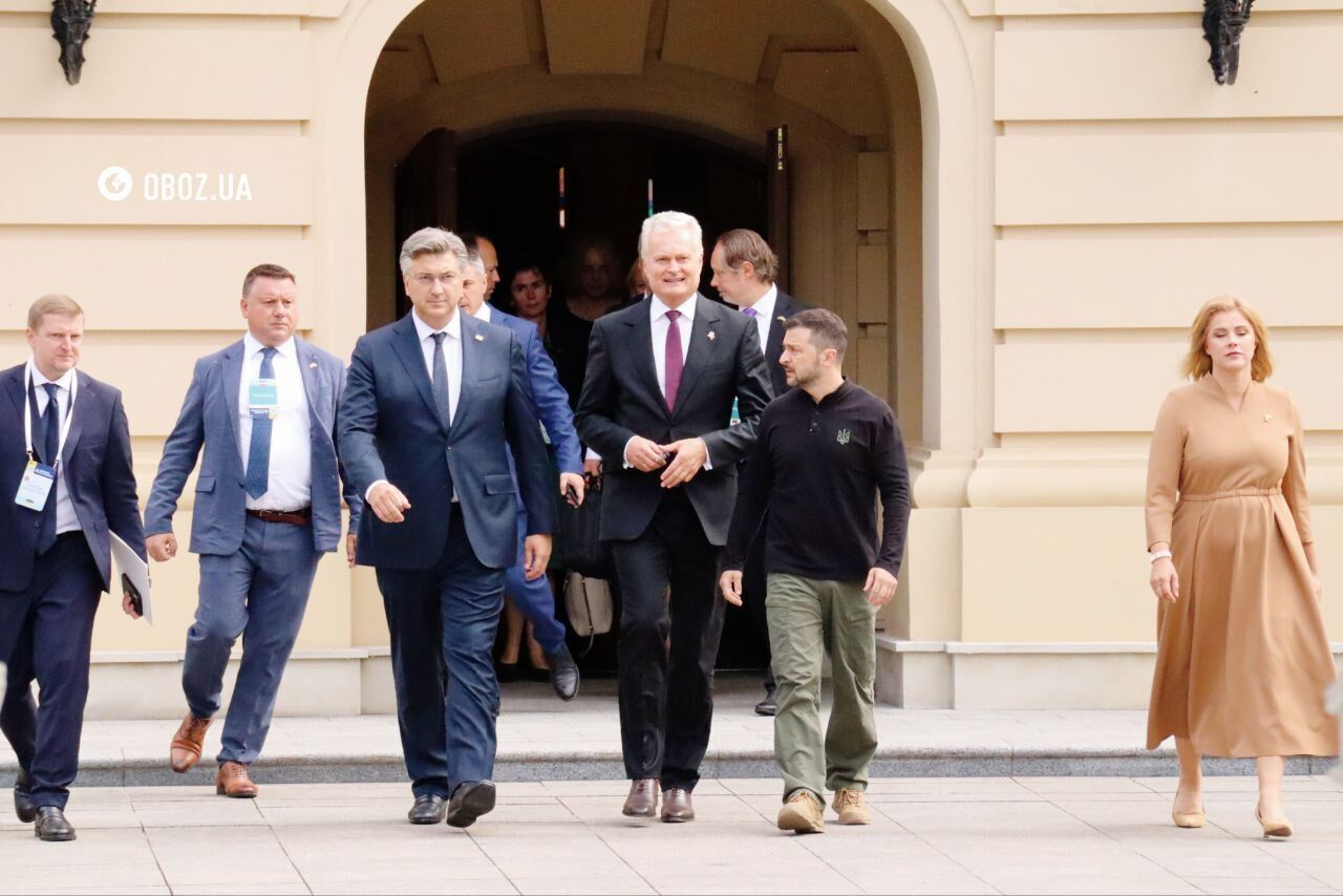 Ключовими стали п'ять тем: в Україні пройшов новий саміт Кримської платформи за участю важливих гостей. Фото і відео