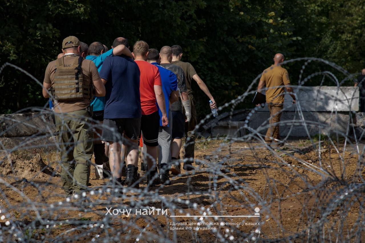 В сети показали оккупантов, вернувшихся в Россию после обмена пленными: фото и видео