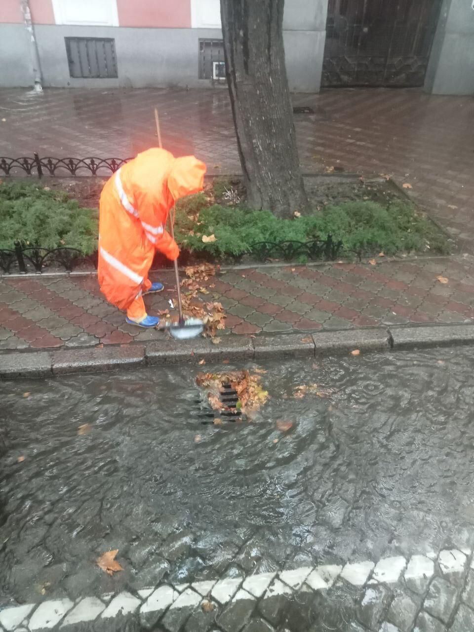 На вулицях Одеси працювали комунальники