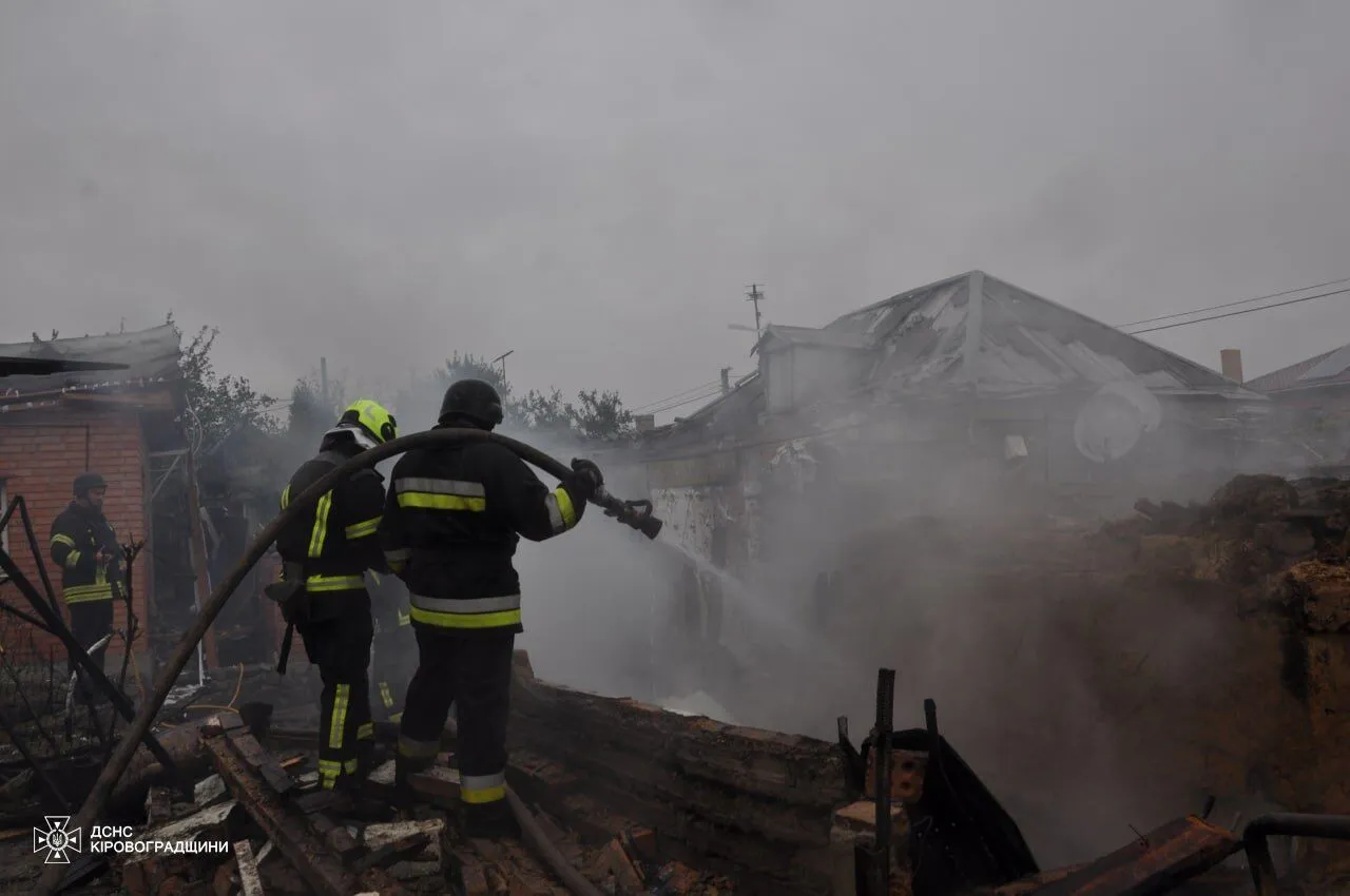 У Кропивницькому після атаки сталася пожежа