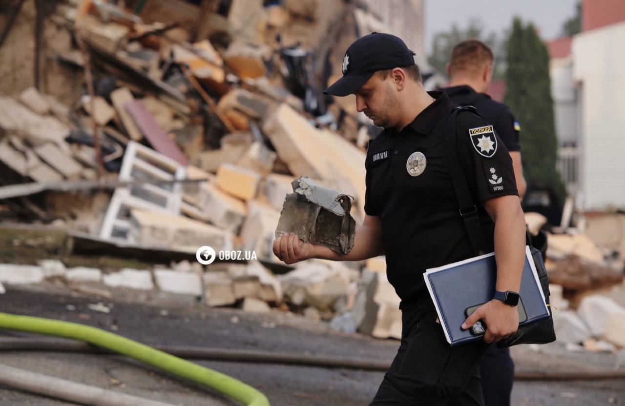 Росіяни атакували Київ двадцятьма ракетами і дроном: падіння уламків спричинили пожежі. Фото