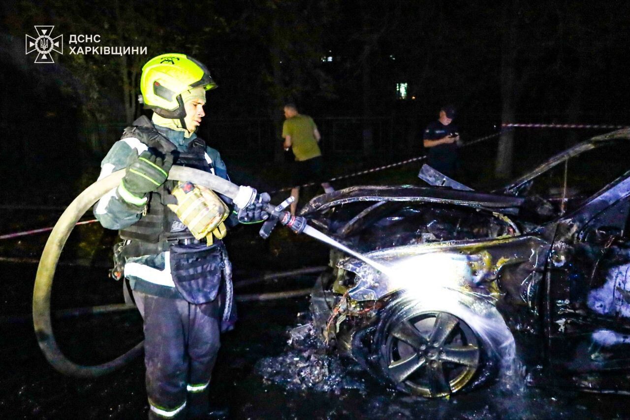 Окупанти вдарили по центру Харкова: пошкоджені лікарня, готель, кіоски, є постраждалі. Фото і відео