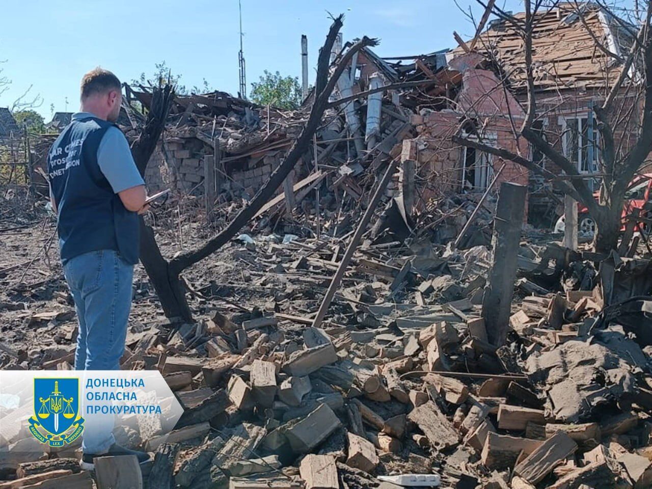 Окупанти вдарили по приватному сектору Слов'янська: є постраждалі. Фото  