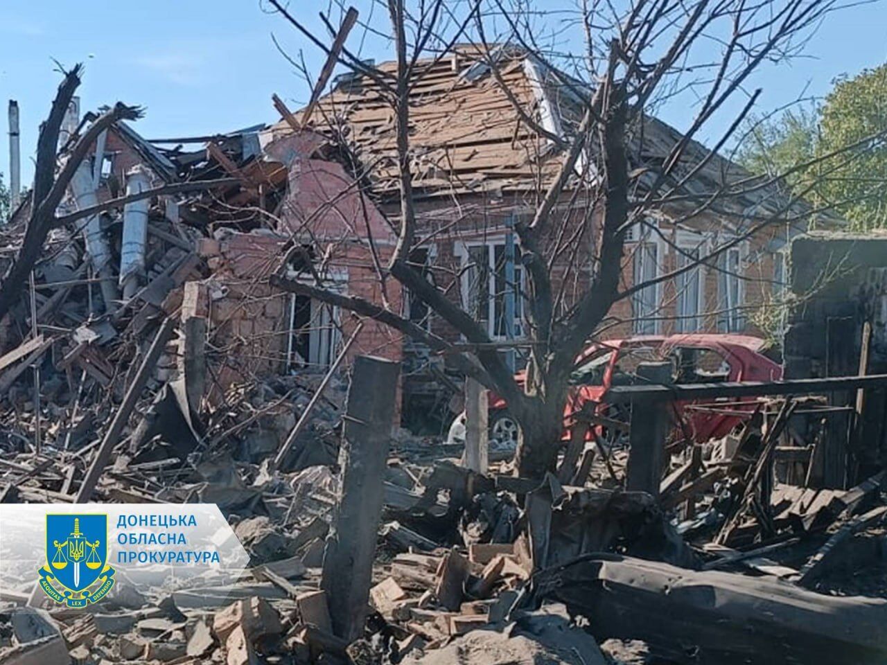 Окупанти вдарили по приватному сектору Слов'янська: є постраждалі. Фото  