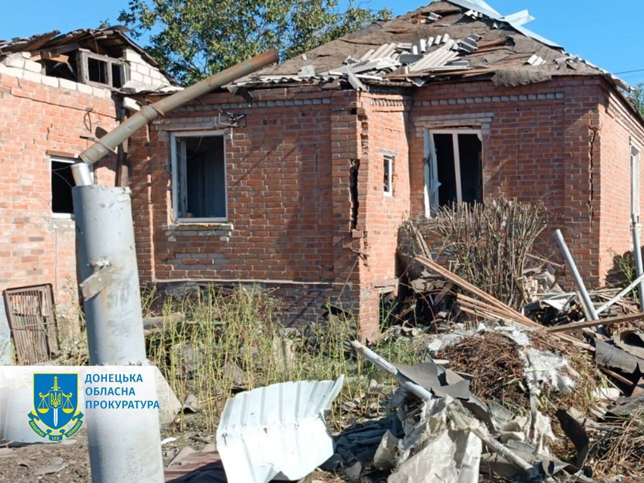 Оккупанты ударили по частному сектору Славянска: есть пострадавшие. Фото