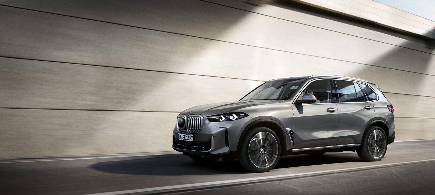 Каким будет новый автомобиль BMW X5: появились интересные детали и визуализация