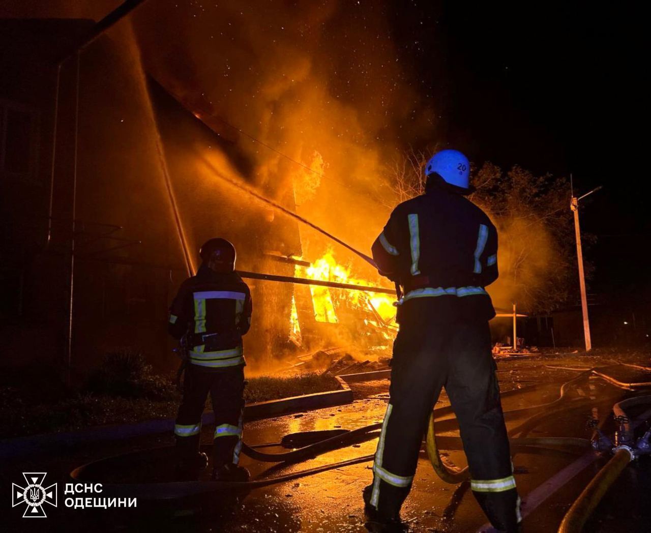 Окупанти вдарили по Ізмаїлу: три людини загинули,  серед поранених  – діти. Фото і відео