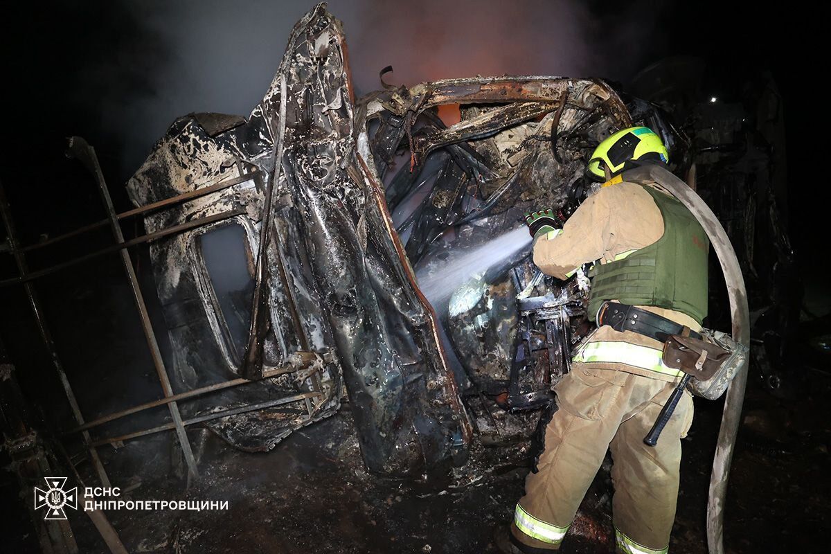 Була червона заграва: мешканка Дніпра розповіла про момент удару РФ по місту. Відео