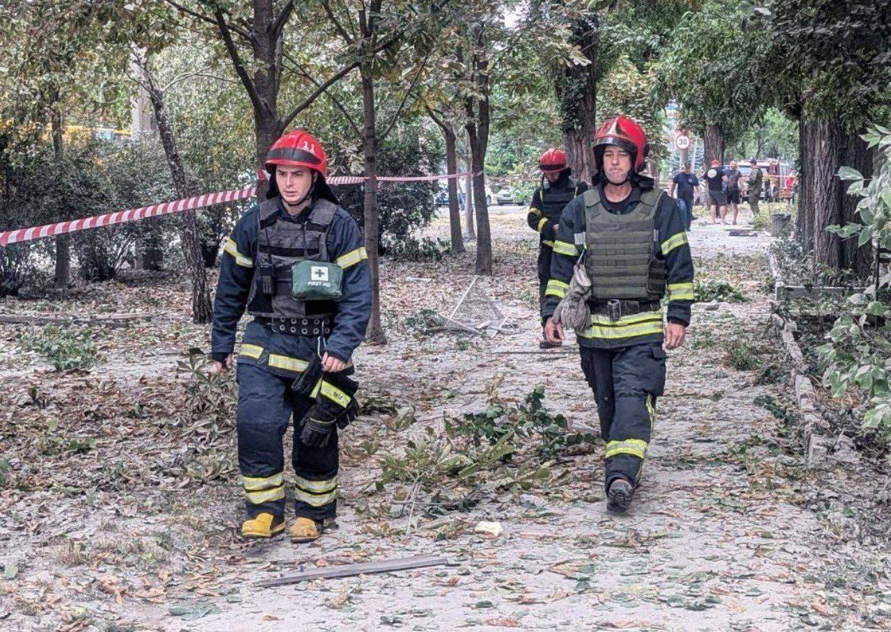 Окупанти вдарили по Кривому Рогу, є приліт у готель: кількість постраждалих зросла. Фото і відео
