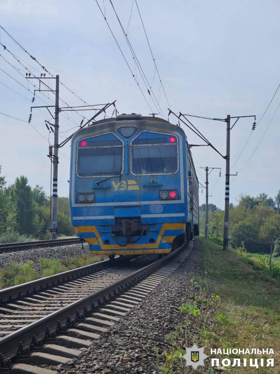 Под Киевом поезд сбил насмерть мужчину. Подробности трагедии