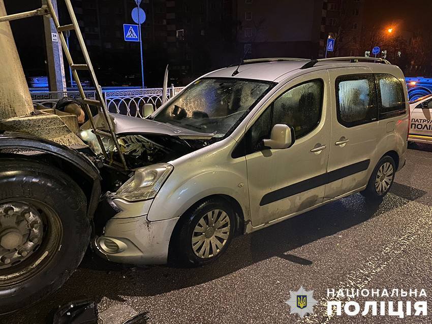 П’яним та під наркотиками скоїв ДТП із потерпілим: у Києві суд виніс вирок водію легковика. Фото