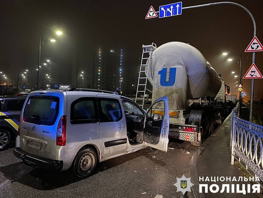 Пьяным и под наркотиками совершил ДТП с потерпевшим: в Киеве суд вынес приговор водителю легковушки. Фото