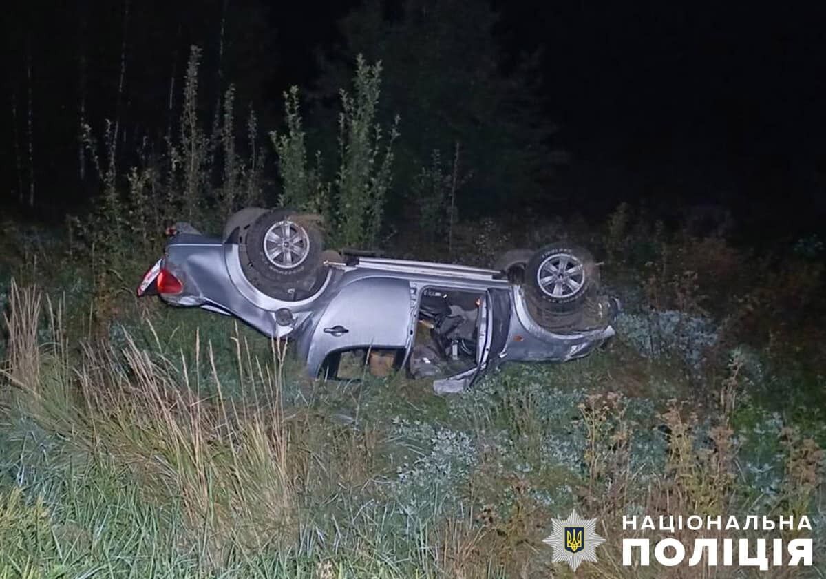 Аварія сталася через кабана, друзі не можуть повірити у втрату: нові деталі ДТП, в якій загинув радник голови Мінстратегпрому з дружиною