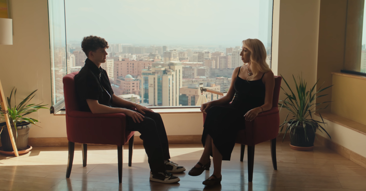 24-летний блогер Бабич из Кривого Рога заявил, что готов воевать против украинцев ради российского паспорта